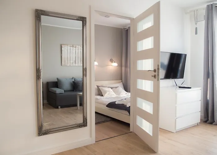 Bedroom Krzywoustego 14 *