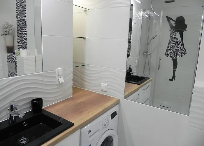 Apartment Bedroom Krzywoustego 14