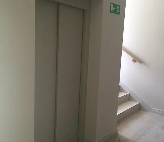 Bedroom Krzywoustego 14 *